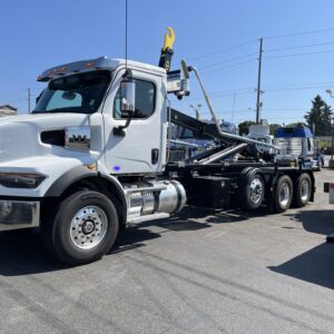 2025 Western Star 47X - 50,000lbs Ampliroll Hooklift